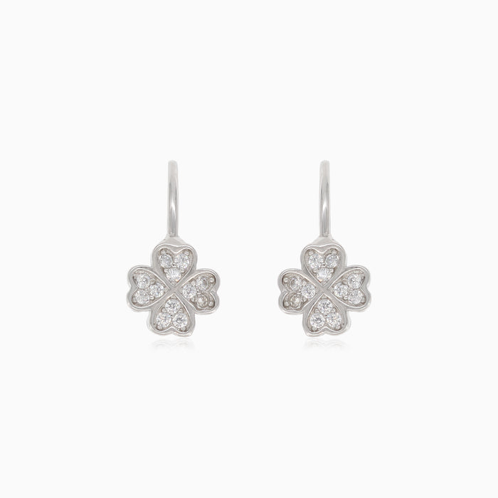 Boucles d’oreilles pendantes en argent en forme de trèfle à quatre feuilles