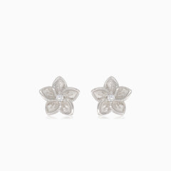 Silver flower earrings with cubic zirconia in the middle