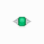 Stříbrný prsten se smaragdem a triliantovými zirkony