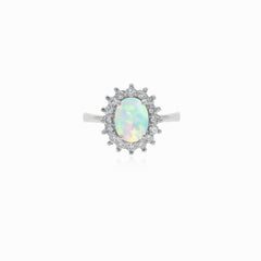 Chic women silver ring with white opal
