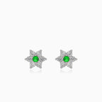 Stříbrné náušnice hvězda se syntetickým smaragdem a zirkony