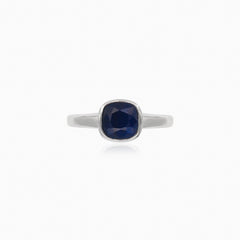 Chic women silver ring with synthetic sapphire