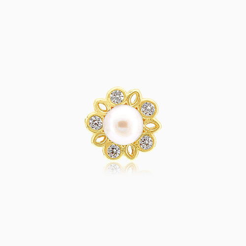 Stylish yellow gold piercing with pearl and zirconia