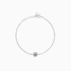 Elegant silver bracelet with cubic zirconia