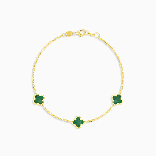 Stylish clover leaf design bracelet