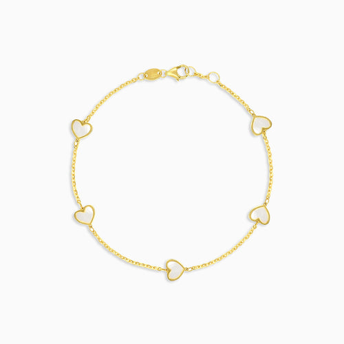 Yellow gold women chain bracelet with mother of pearl hearts