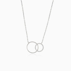 Collar de plata con doble círculo