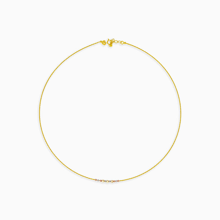 Feine Goldkette mit dreifarbiger Verzierung