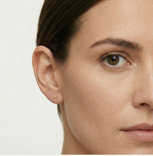 Pendientes de botón de oro estrella brillante