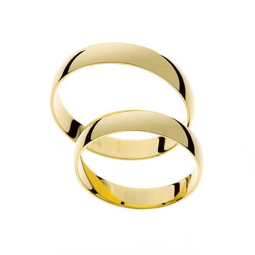 Classic yellow gold wedding ring