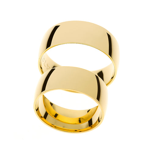 Thick classic yellow gold ring