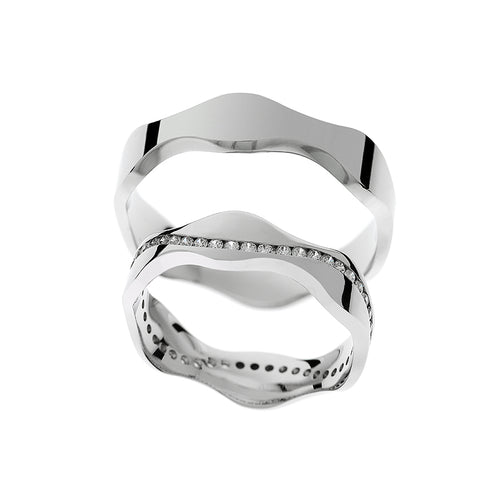 White gold wedding ring with unique round design