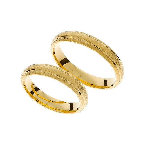 Matte elegant yellow gold wedding ring