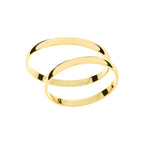 Light 2mm wedding ring in yellow gold