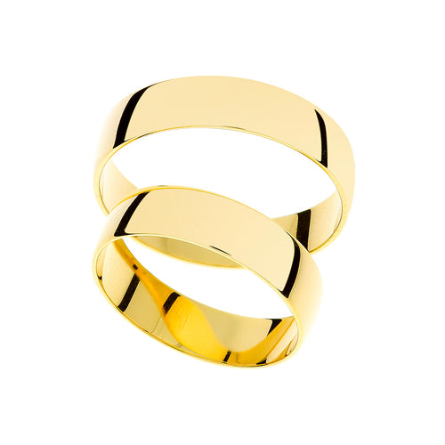 Light 5mm wedding ring in yellow gold