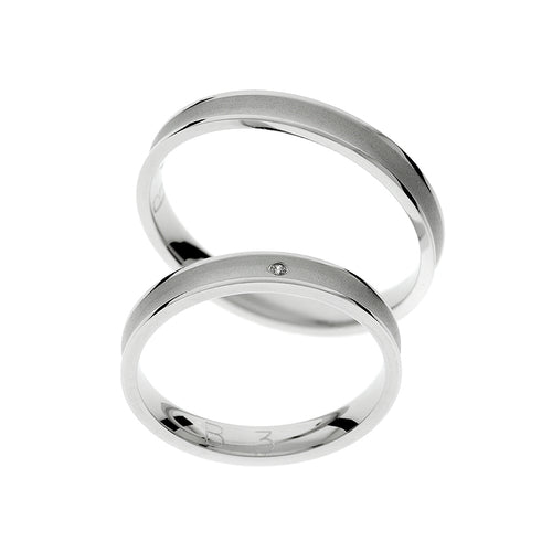 White gold solitaire wedding ring