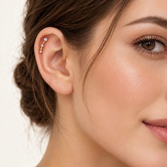 Piercing Do Ucha Ze Žlutého Zlata S Lístky A Zirkony