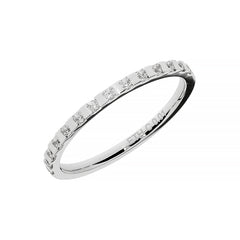 Alianza de boda delgada de oro blanco brillante
