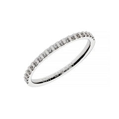 Anillo de boda para mujer con diseño de media eternidad