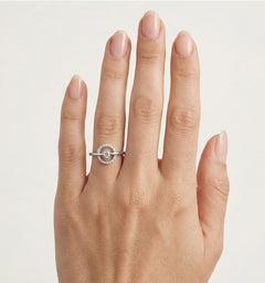 Moderní zásnubní prsten