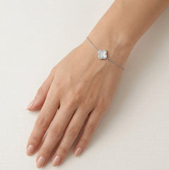 Pulsera de plata con trébol de cuatro hojas y nácar