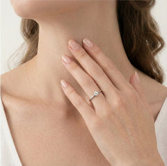 Nádherný zásnubní prsten