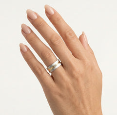 Elegantní snubní prsteny z bílého a žlutého zlata