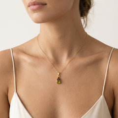 Harmony in Gold mit Moldavit und Granat