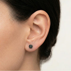 Minimalistické náušnice z růžového zlata s černými diamanty