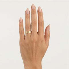 Unique round design mEinzigartiger, rund gestalteter, matter Gold-Eheringatte gold wedding ring
