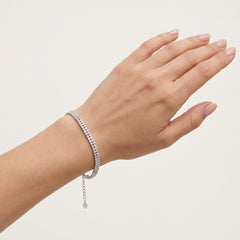 Pulsera tennis de plata con dos líneas de circonitas.