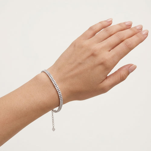 Pulsera tennis de plata con dos líneas de circonitas.