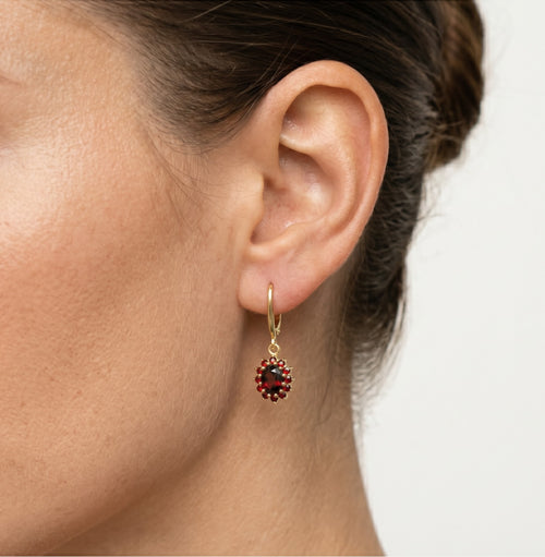 Floral garnet gold dangling earrings