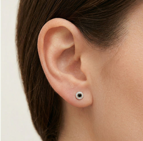 Stylové náušnice z růžového zlata s černými a bílými diamanty