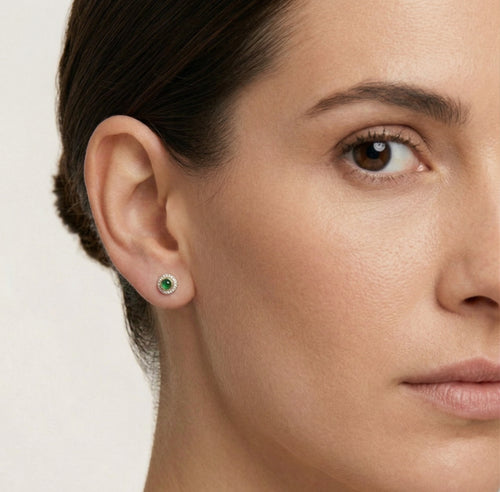 Pendientes de oro con esmeralda y diamante