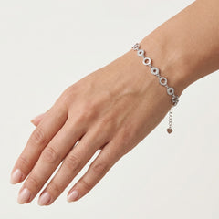 Pulsera de plata con círculos