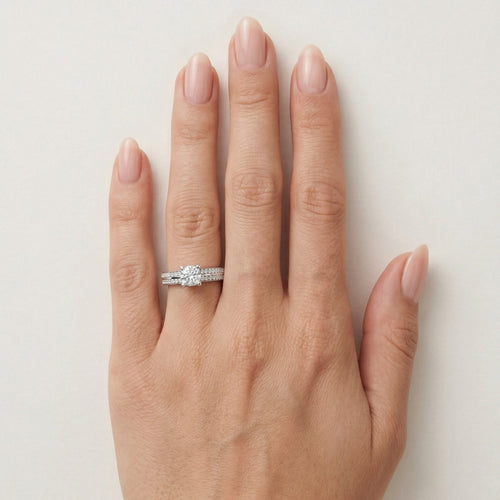 Elegant ring with double cubic zirconia rows