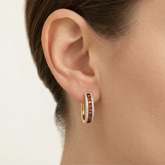 Pendientes de granate y diamantes