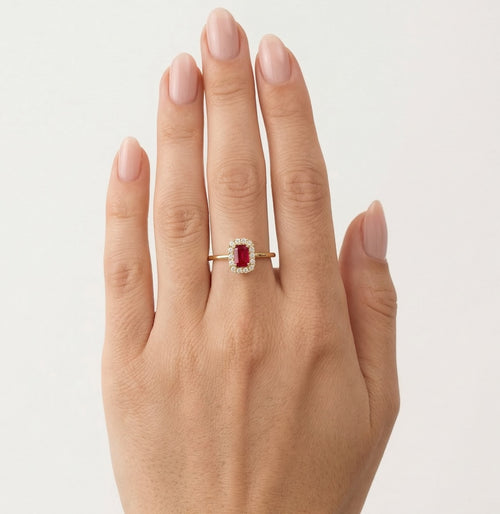 Bague royale rectangulaire en rubis