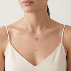 Collar de cadena moderno de oro amarillo para mujer