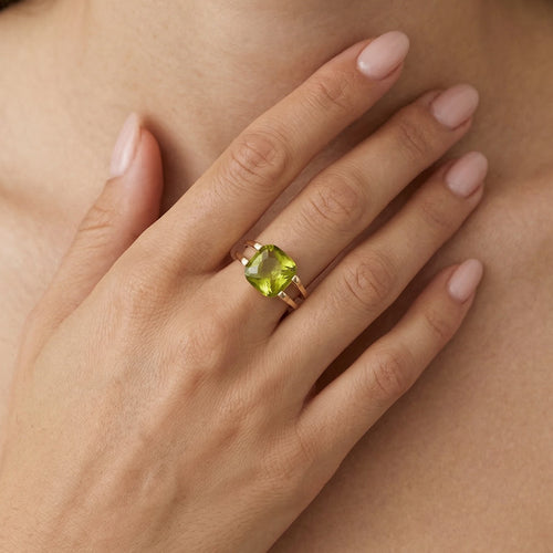 Moldavit-Kissen-Gold-Damenring