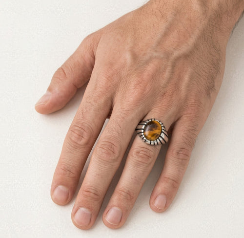 Round cut tigers eye men ring with side lines