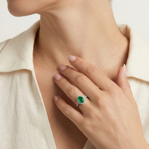 Halo-Silber-Ring mit Smaragd und Zirkonia