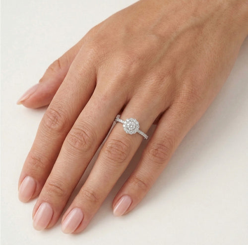 Anillo real redondo de cristal