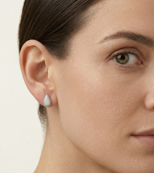 Stříbrné kubické zirkony ve tvaru slzy