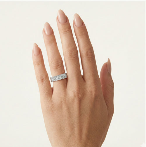 Three-row gold diamond band