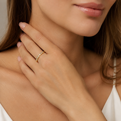 Yellow Gold Seven Zircon Ring