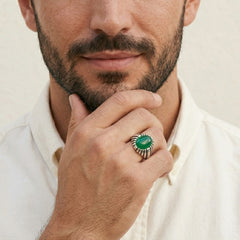 Stříbrný pánský prsten s oválným jadeitem