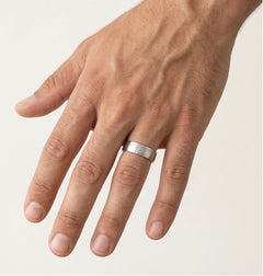 Bagues de mariage élégantes en or blanc