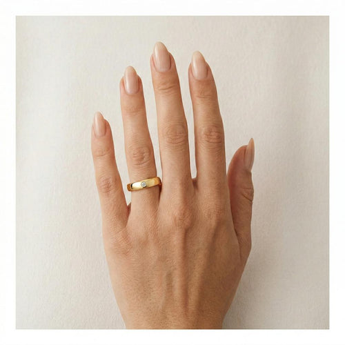 Anillo clásico de oro amarillo